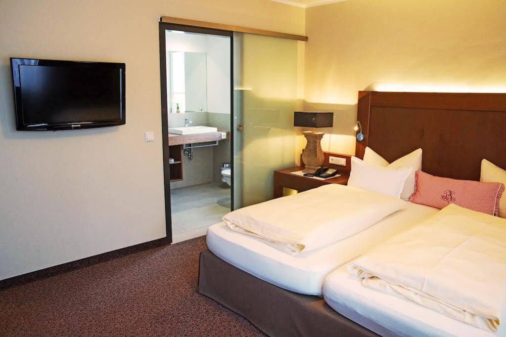 Best Western Hotel Brunnenhof Вайберсбрунн Экстерьер фото